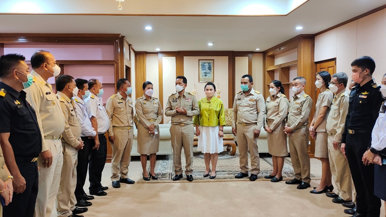 title - ส.ป.ก.สตูล เข้าร่วมคารวะแสดงความยินดีแก่นายจำเริญ  ทิพญพงศ์ธาดา ในโอกาสเข้ามาดำรงตำแหน่งผู้ว่าราชการจังหวัดสตูล 